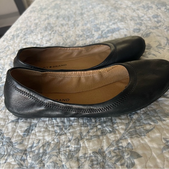 Lucky Brand Black Emmie Ballet Flats - Picture 4 of 8